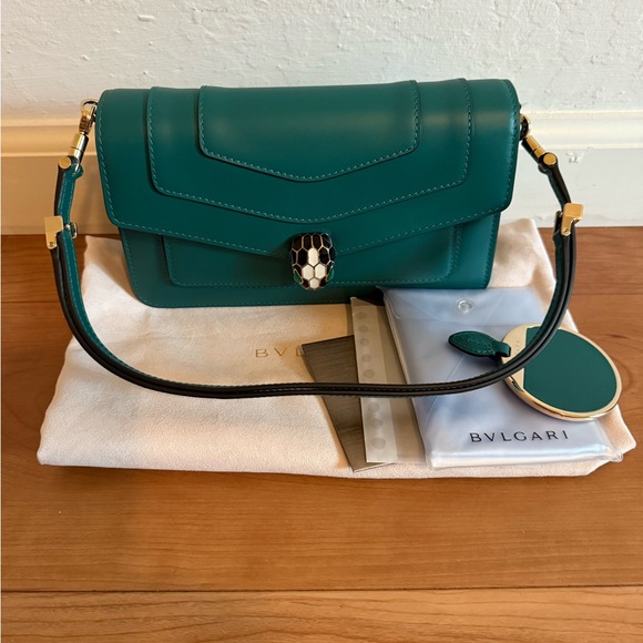 💚 Bvlgari Serpenti East West Shoulder Bag 💚 - Picture 3 of 13